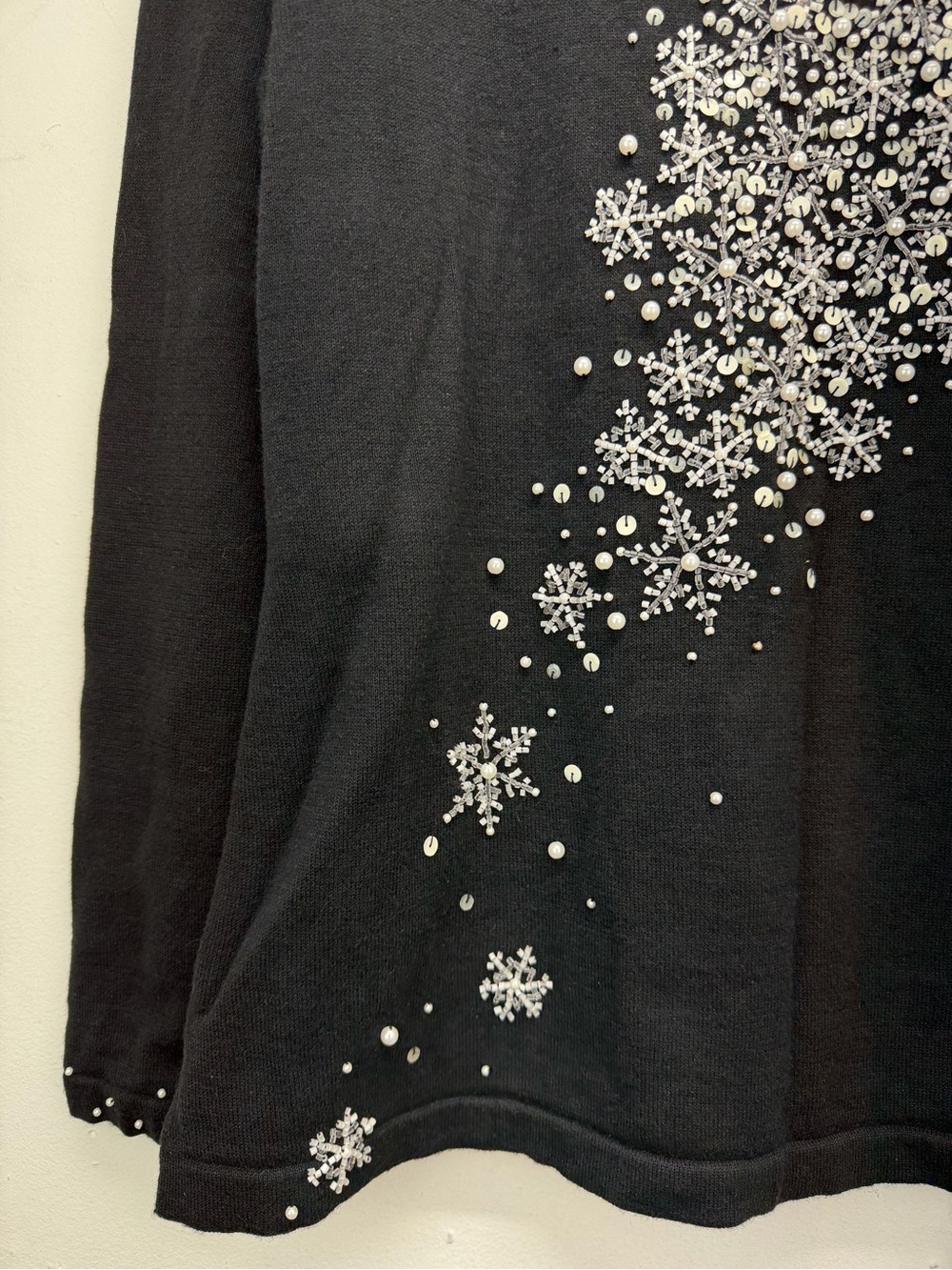 Vintage Berek size XL Women’s Black Knit Sequin Santa Claus Holiday Sweater - Picture 3 of 8
